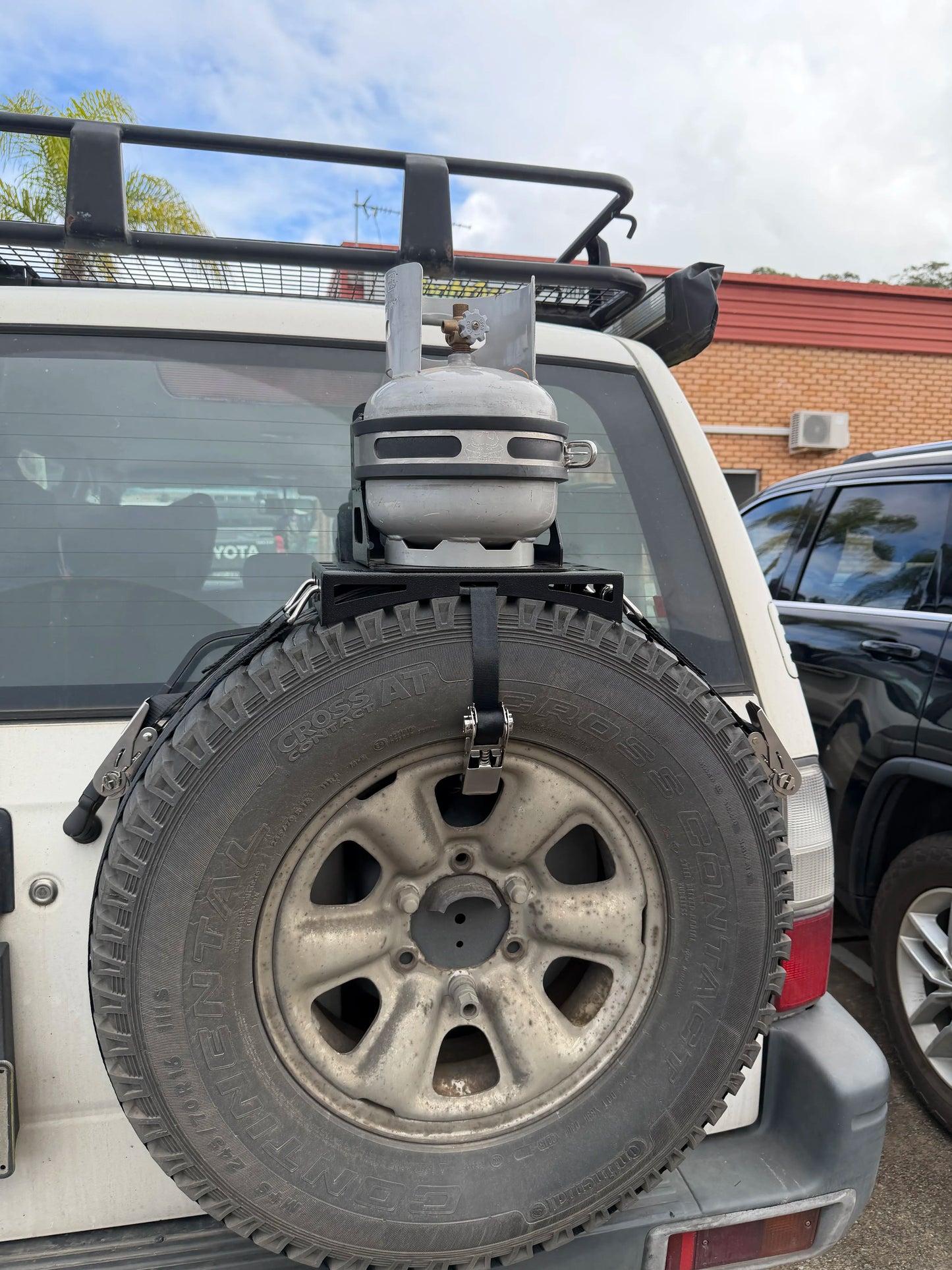 Top End 4x4 Spare Tyre Gas Bottle Mount | Rear Wheel Bracket