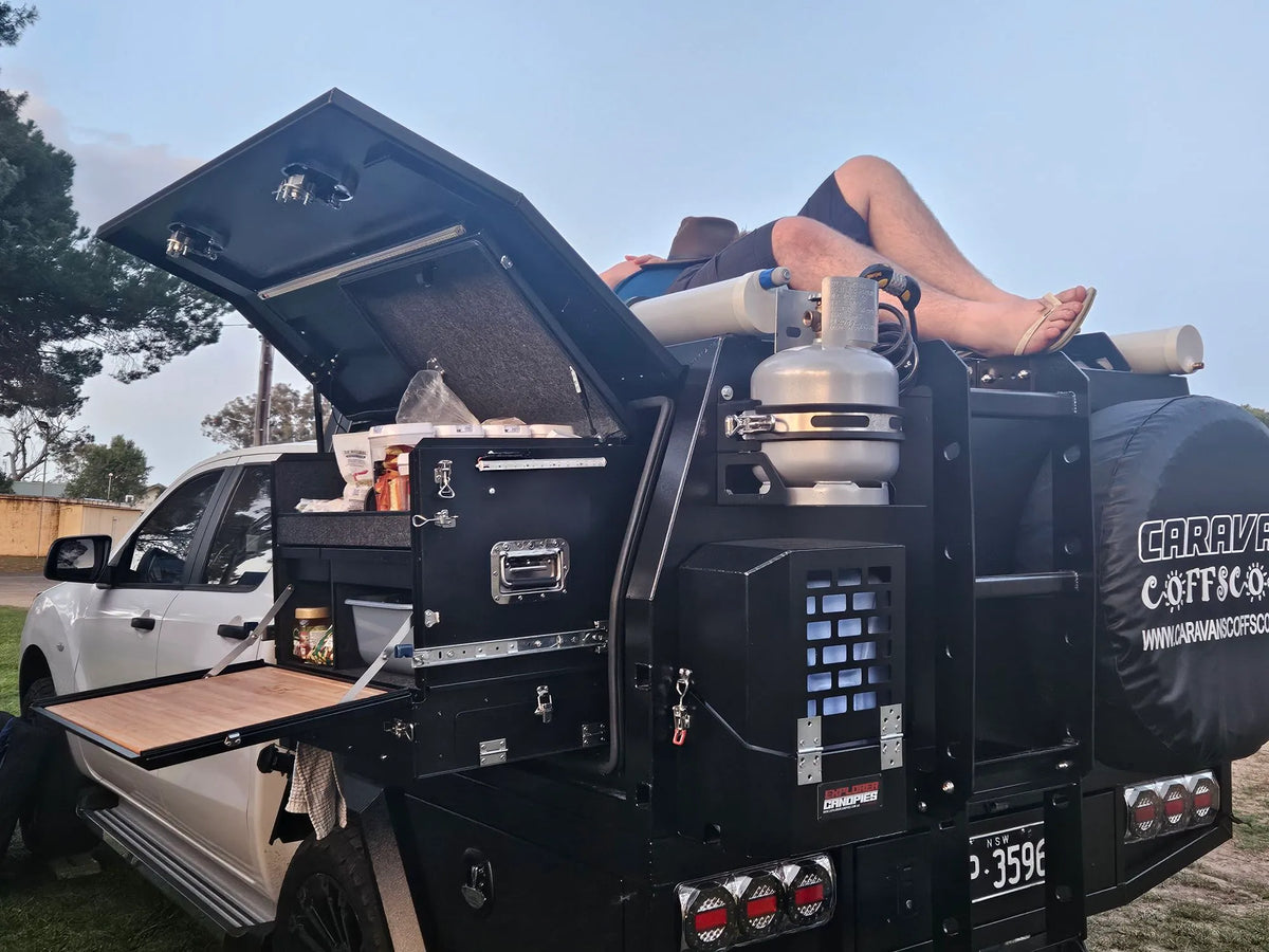 Top End The Longhaul Camp Kitchen | Slide Out 4WD Setup